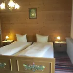 Haus Annelies דירה *